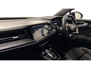 Used Audi Q4 e-tron 2021 for sale - 79435673: Photo