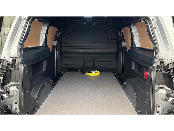 Used Volkswagen ID. Buzz Cargo 2023 for sale - 76274462: Photo 5