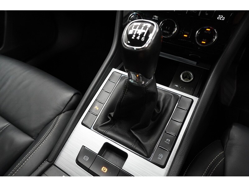 Used Skoda Superb 2022 for sale - 76919739: Photo 33