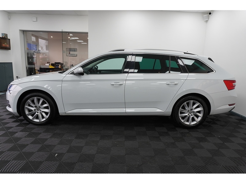 Used Skoda Superb 2022 for sale - 76919739: Photo 5