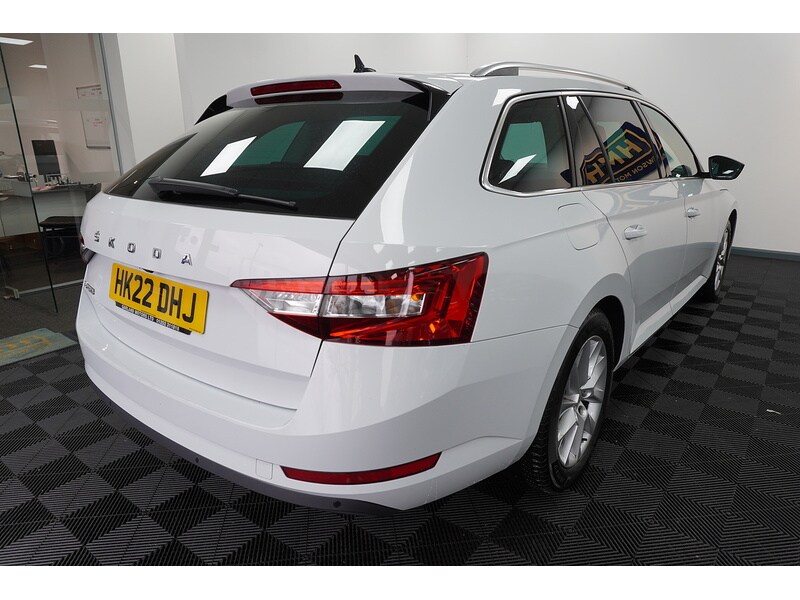 Used Skoda Superb 2022 for sale - 76919739: Photo 8
