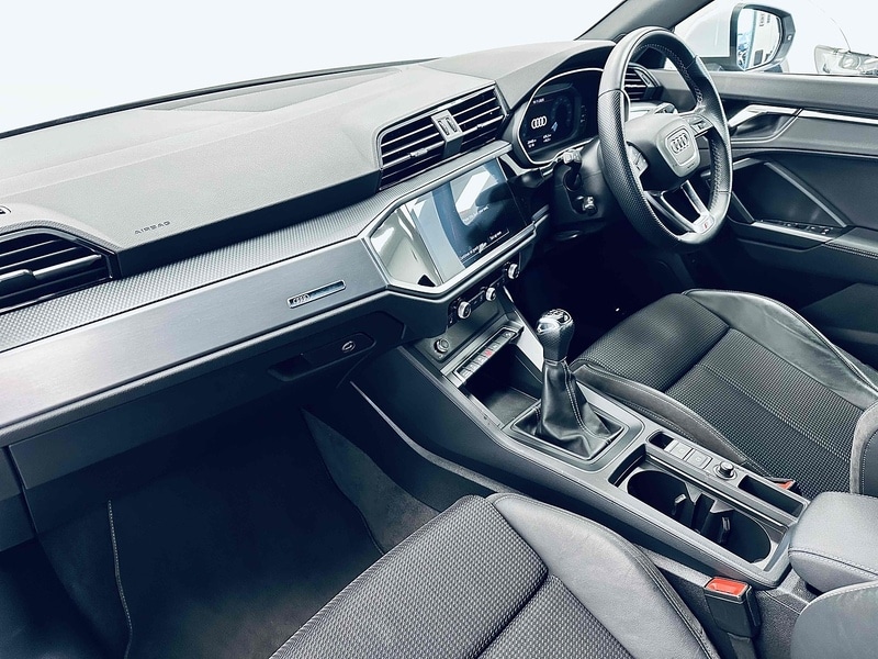 Used Audi Q3 2021 for sale - 76626982: Photo 11