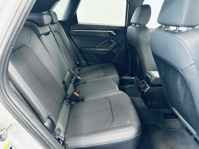 Used Audi Q3 2021 for sale - 76626982: Photo 15