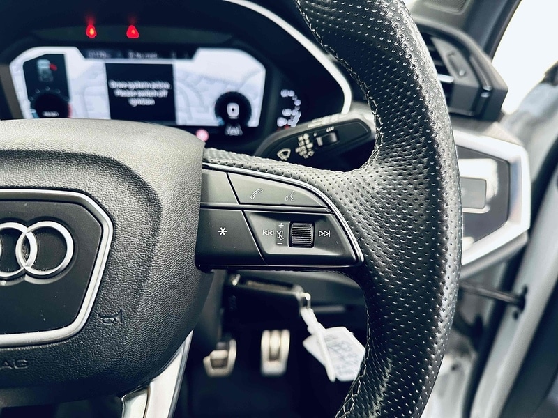 Used Audi Q3 2021 for sale - 76626982: Photo 30