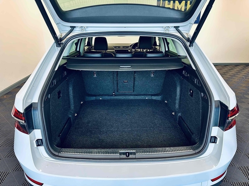 Used Skoda Superb 2022 for sale - 76618285: Photo 17