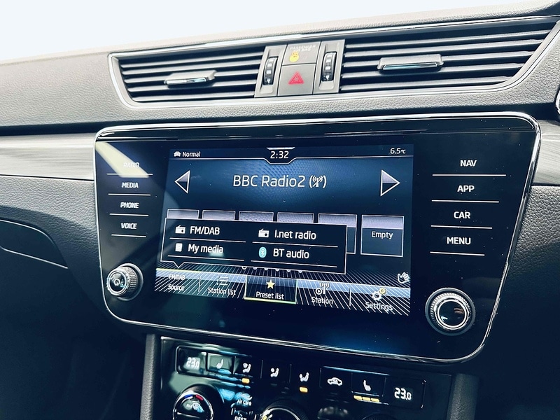 Used Skoda Superb 2022 for sale - 76618285: Photo 25