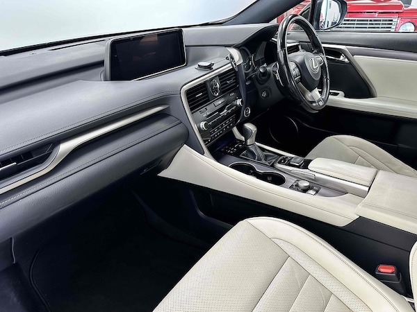 Used Lexus RX 2018 for sale - 76110334: Photo 13