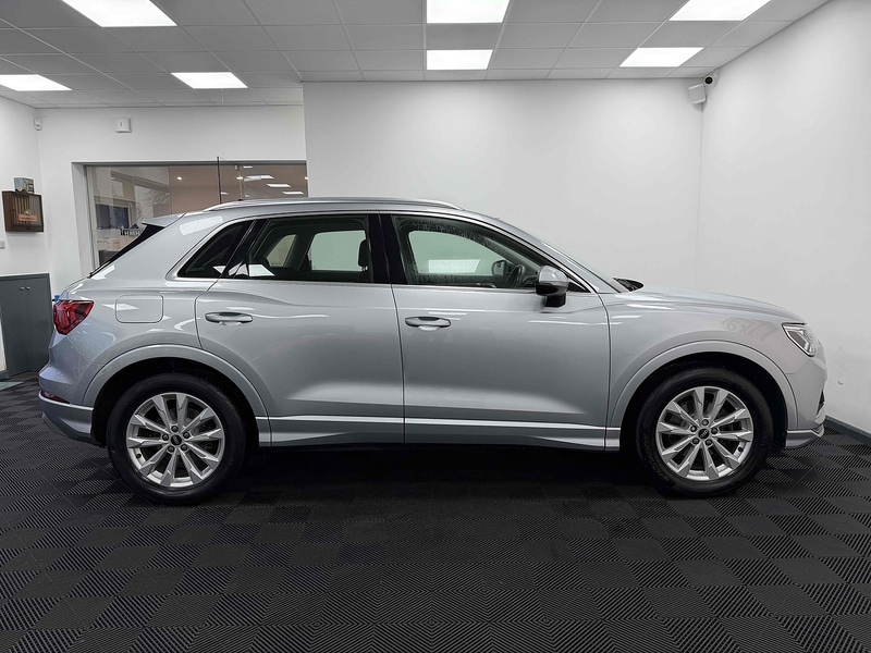 Used Audi Q3 2020 for sale - 77227934: Photo 9