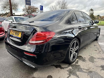 Used Mercedes-Benz E Class 2017 for sale - 76430555: Photo