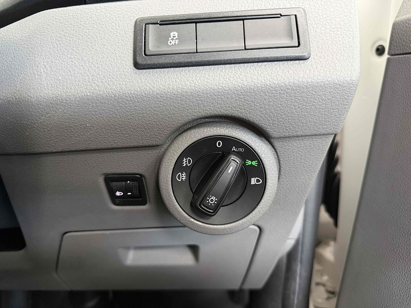 Used Volkswagen Transporter 2023 for sale - 77817998: Photo 30