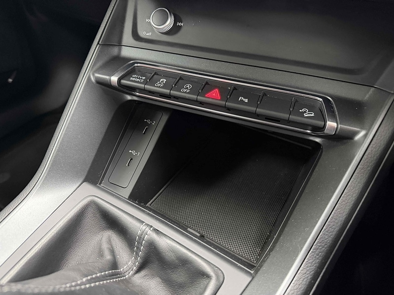 Used Audi Q3 for sale - 77260850: Photo 33