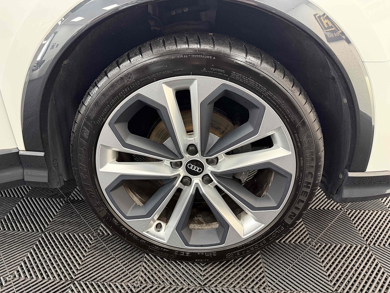 Used Audi Q3 for sale - 77260850: Photo 45