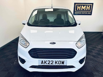 Used Ford Transit Courier 2022 for sale - 76110332: Photo