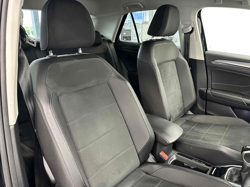 Used Volkswagen T-Roc 2022 for sale - 76110374: Photo 12