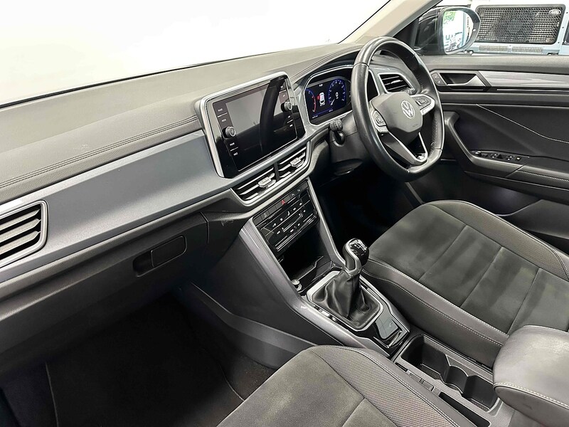 Used Volkswagen T-Roc 2022 for sale - 76110374: Photo 13