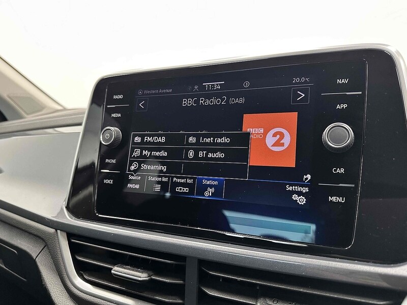 Used Volkswagen T-Roc 2022 for sale - 76110374: Photo 24