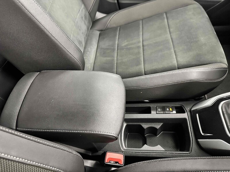 Used Volkswagen T-Roc 2022 for sale - 76110374: Photo 34