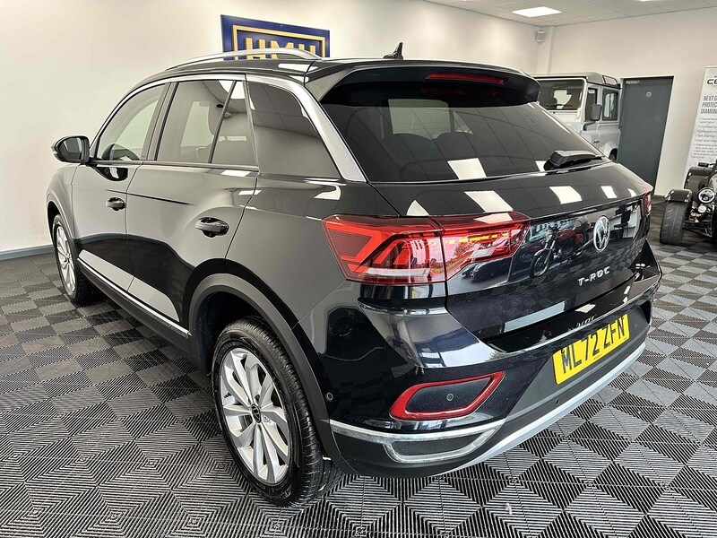 Used Volkswagen T-Roc 2022 for sale - 76110374: Photo 6