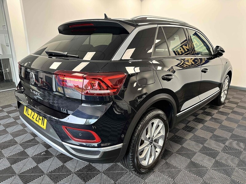 Used Volkswagen T-Roc 2022 for sale - 76110374: Photo 8