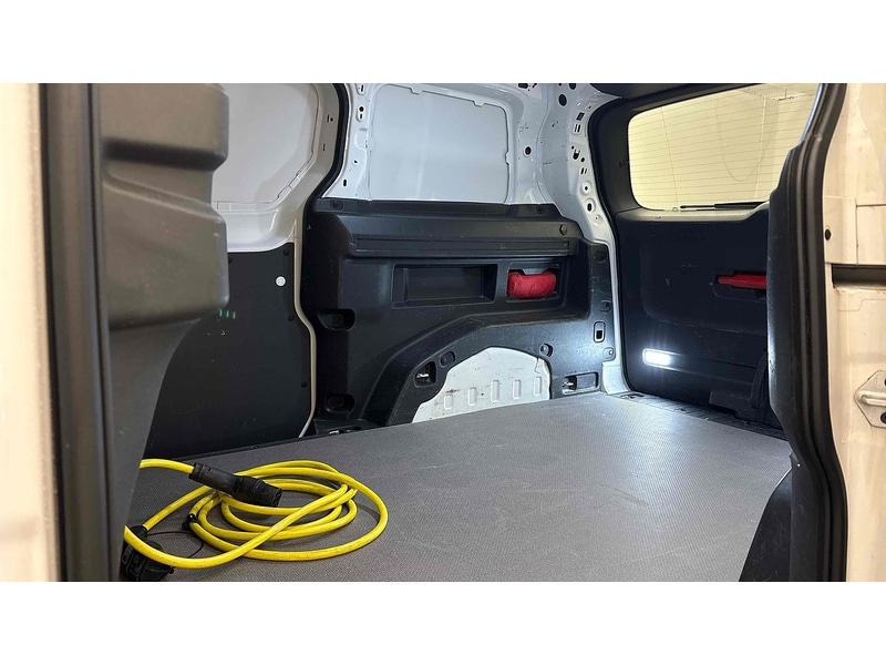 Used Volkswagen ID.Buzz 2024 for sale - 77744260: Photo 7