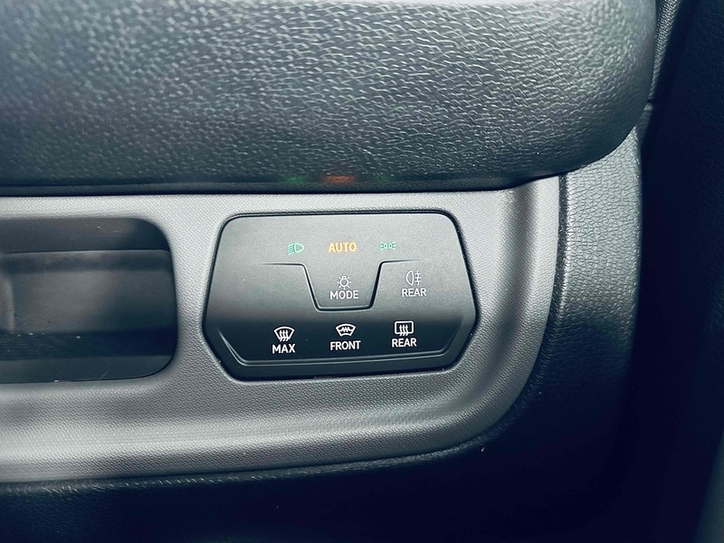 Used Volkswagen ID.Buzz 2024 for sale - 76505637: Photo 37