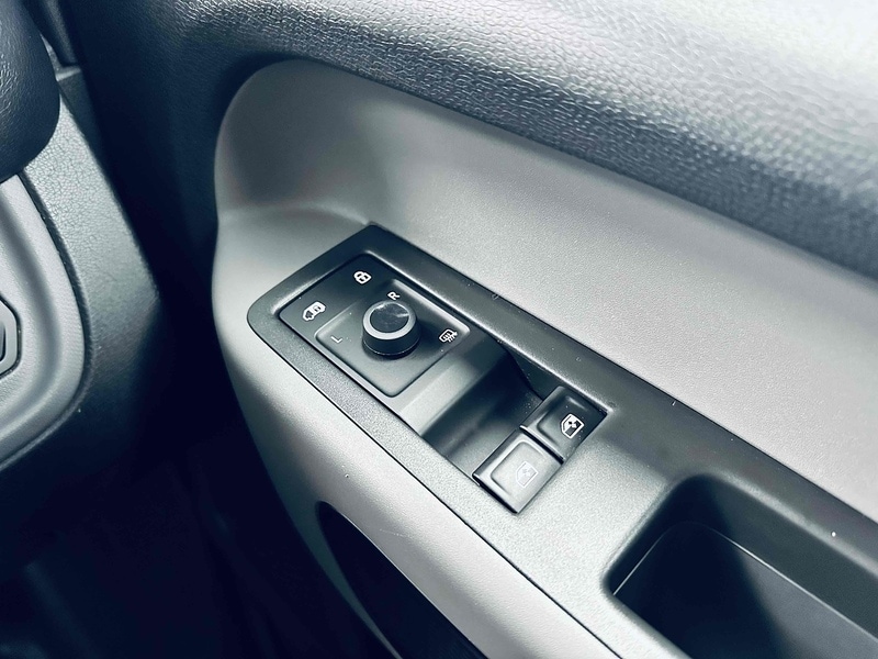 Used Volkswagen ID.Buzz 2024 for sale - 76505637: Photo 38