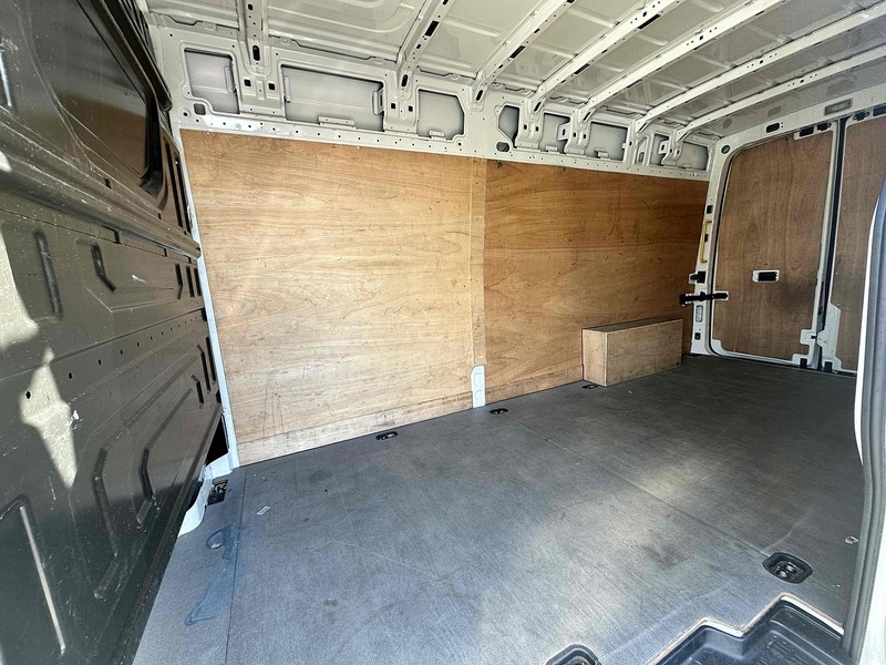 Used Volkswagen Crafter 2023 for sale - 76110363: Photo 13