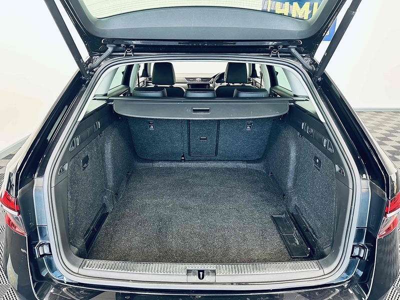 Used Skoda Superb 2022 for sale - 76643072: Photo 17