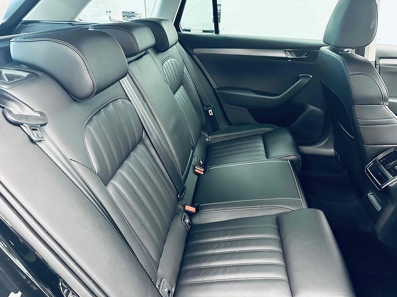 Used Skoda Superb 2022 for sale - 76643072: Photo 18