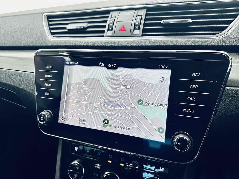 Used Skoda Superb 2022 for sale - 76643072: Photo 23