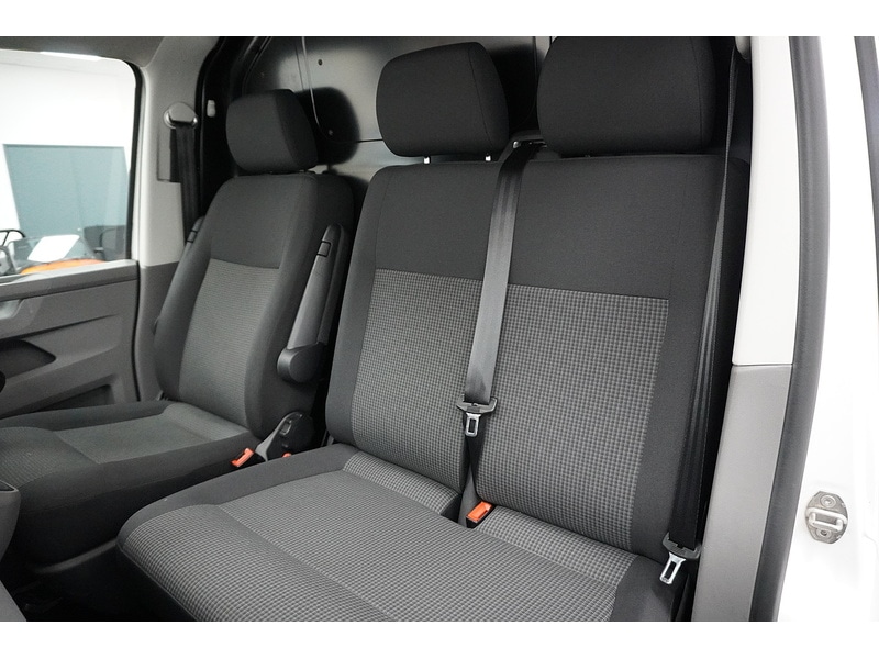 Used Volkswagen Transporter 2023 for sale - 77129152: Photo 14