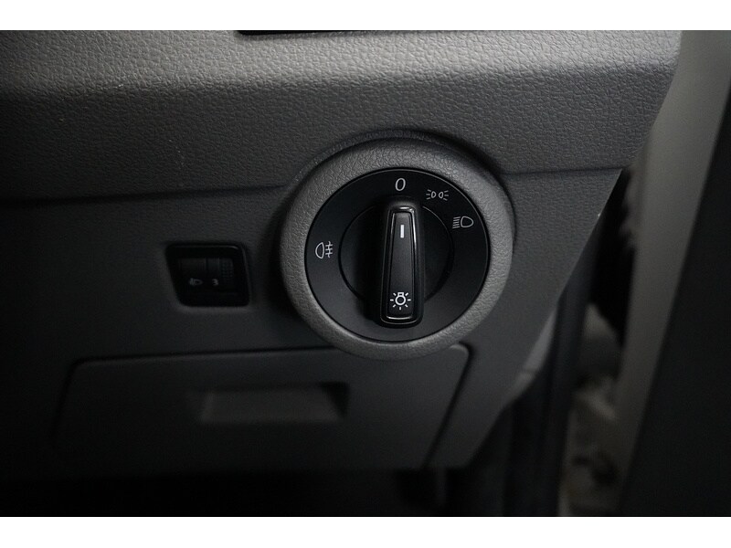 Used Volkswagen Transporter 2023 for sale - 77129152: Photo 32