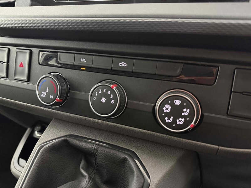 Used Volkswagen Transporter 2020 for sale - 76831658: Photo 27