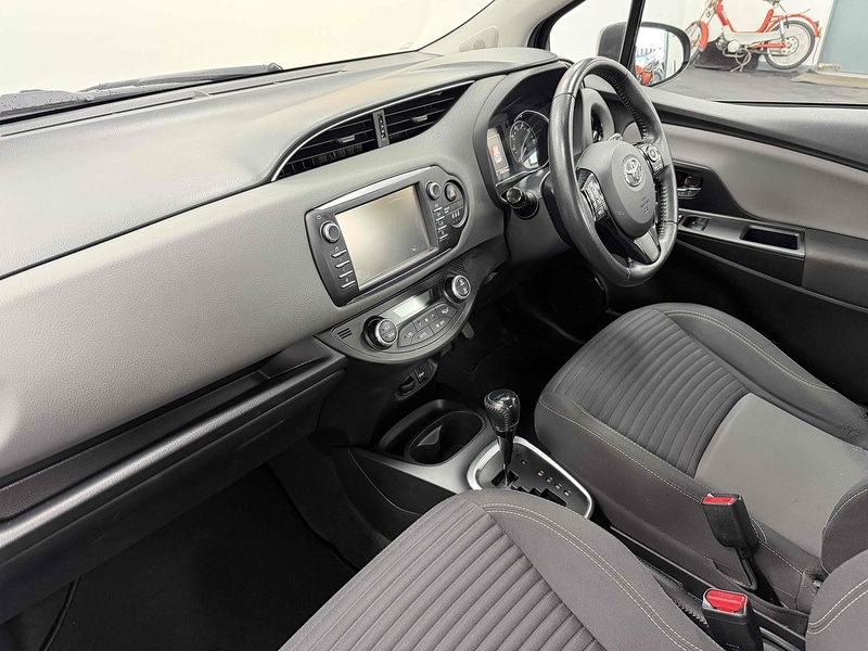 Used Toyota Yaris 2019 for sale - 77200923: Photo 13