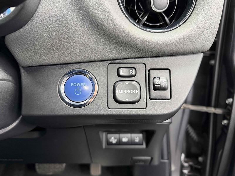 Used Toyota Yaris 2019 for sale - 77200923: Photo 37