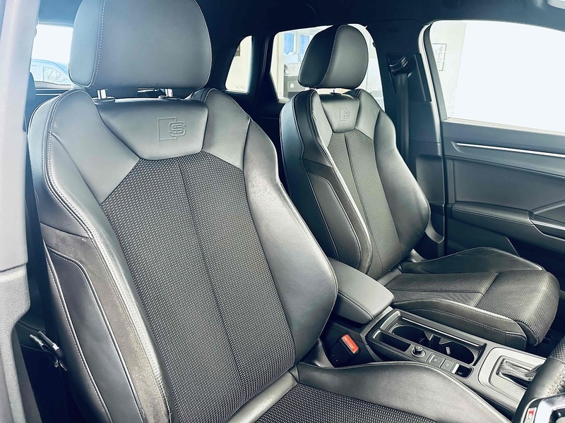 Used Audi Q3 2020 for sale - 76464460: Photo 12