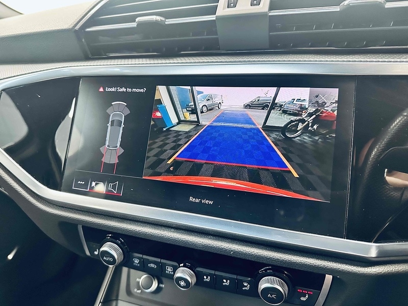 Used Audi Q3 2020 for sale - 76464460: Photo 25