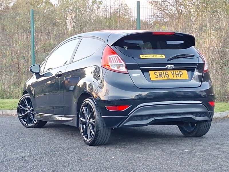 Used Ford Fiesta 2016 for sale - 76408081: Photo 3