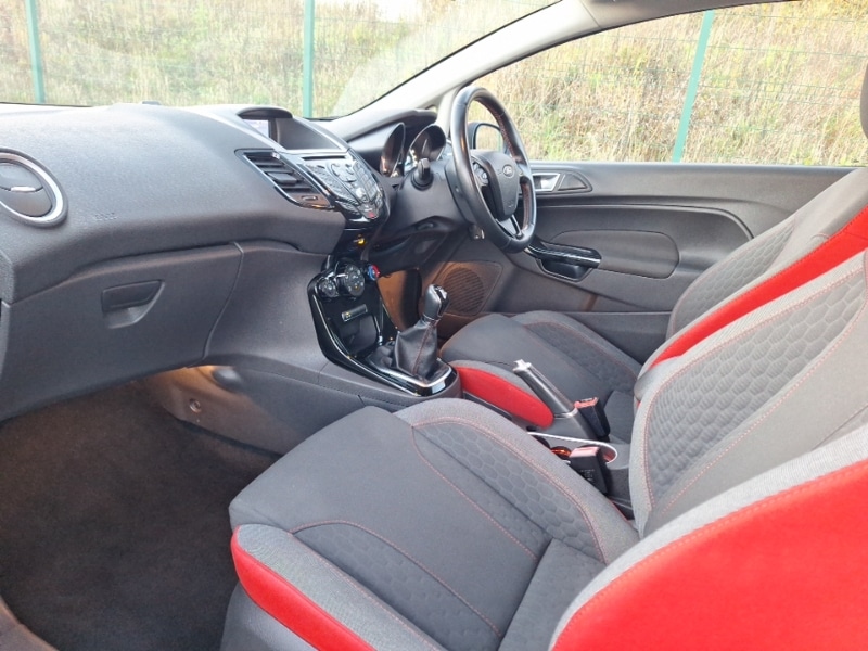 Used Ford Fiesta 2016 for sale - 76408081: Photo 5