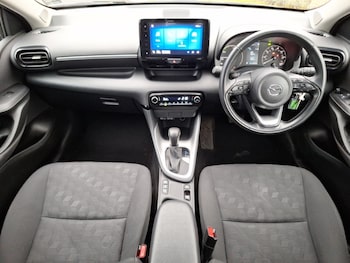 Used Mazda Mazda2 HYBRID 2024 for sale - 77304220: Photo