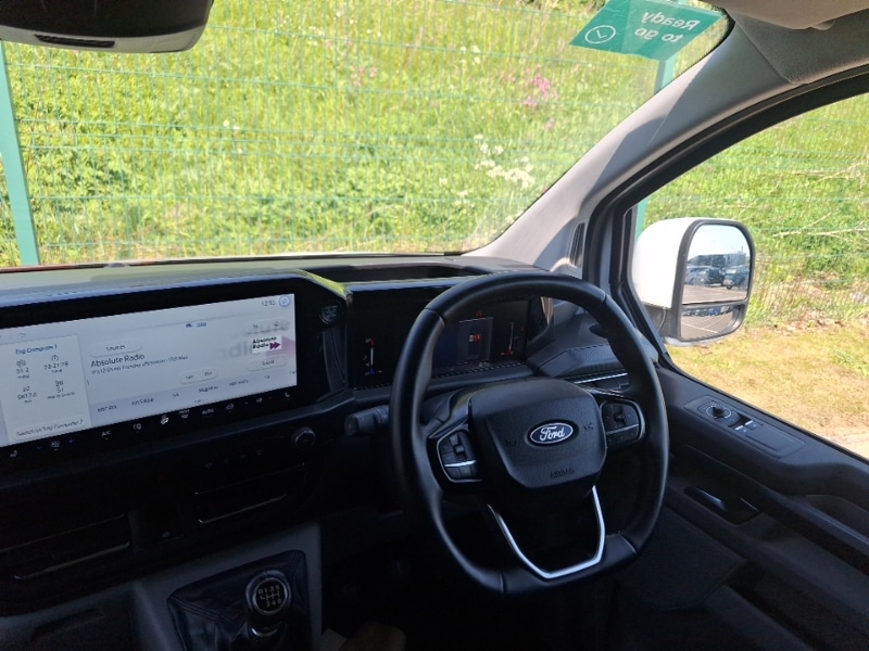 Used Ford Transit Custom 2024 for sale - 74641597: Photo 2