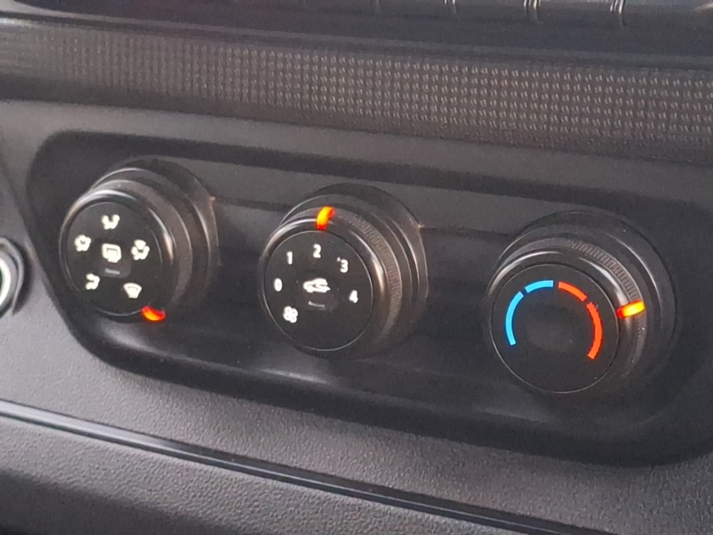 Used Renault Trafic 2023 for sale - 76827179: Photo 12