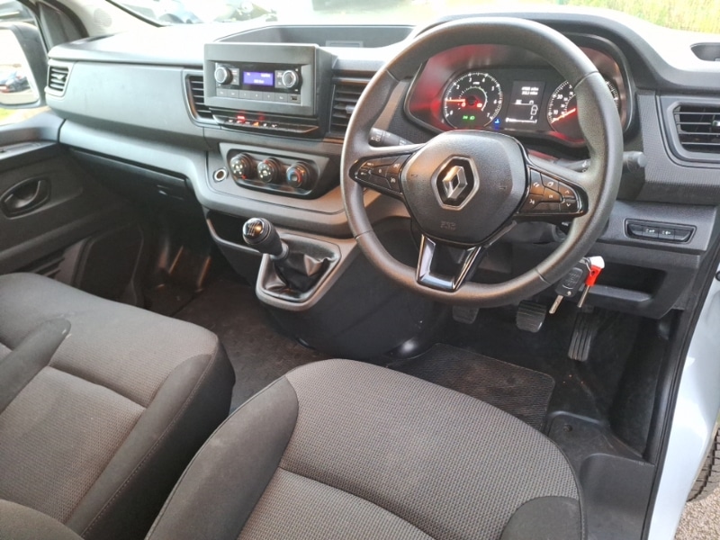 Used Renault Trafic 2023 for sale - 76827179: Photo 2