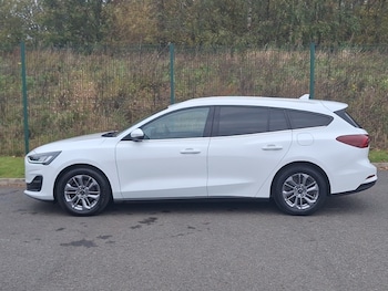 Used Ford Focus 2023 for sale - 76301564: Photo 4