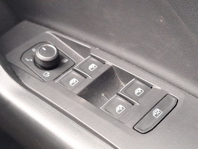 Used Volkswagen T-Cross 2025 for sale - 77816463: Photo 17