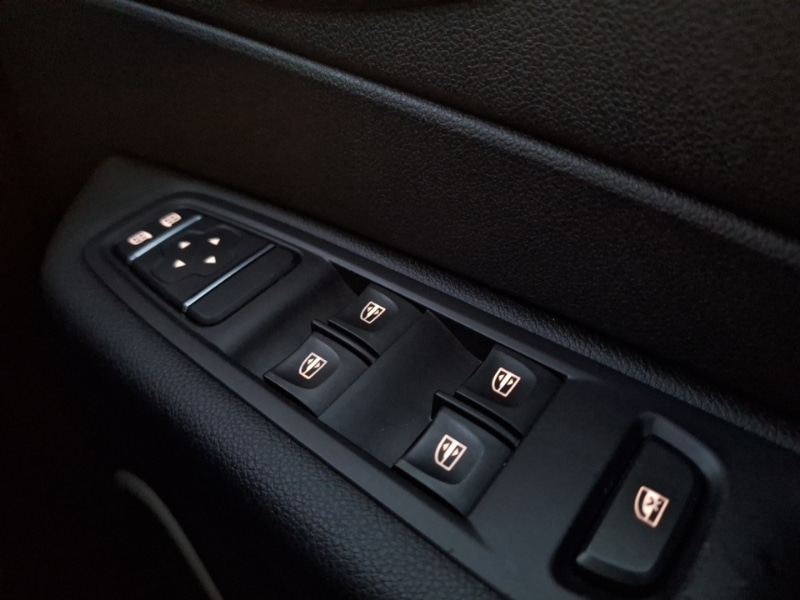 Used Renault Captur 2018 for sale - 76897774: Photo 13