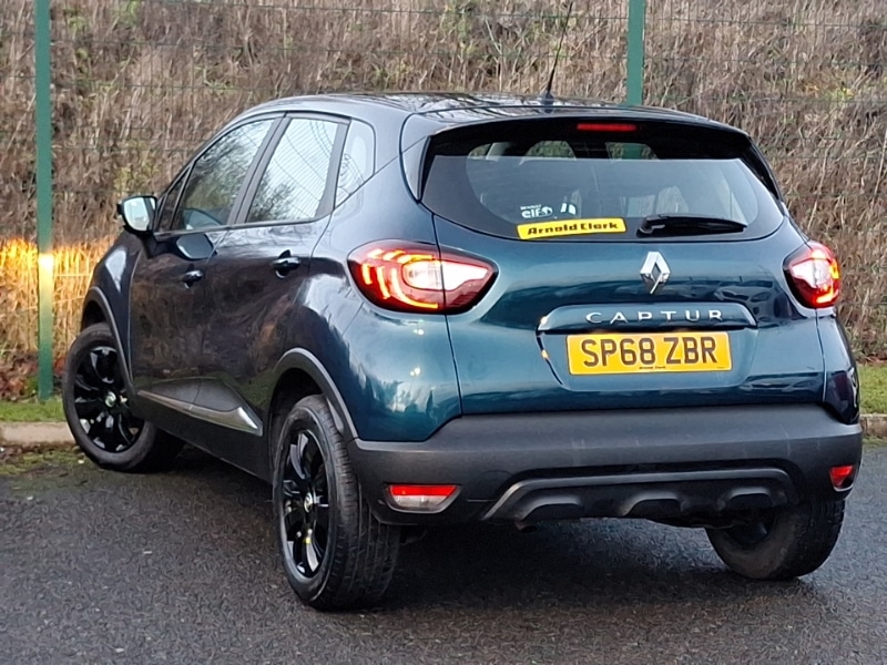 Used Renault Captur 2018 for sale - 76897774: Photo 3