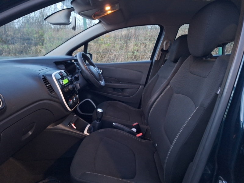 Used Renault Captur 2018 for sale - 76897774: Photo 5