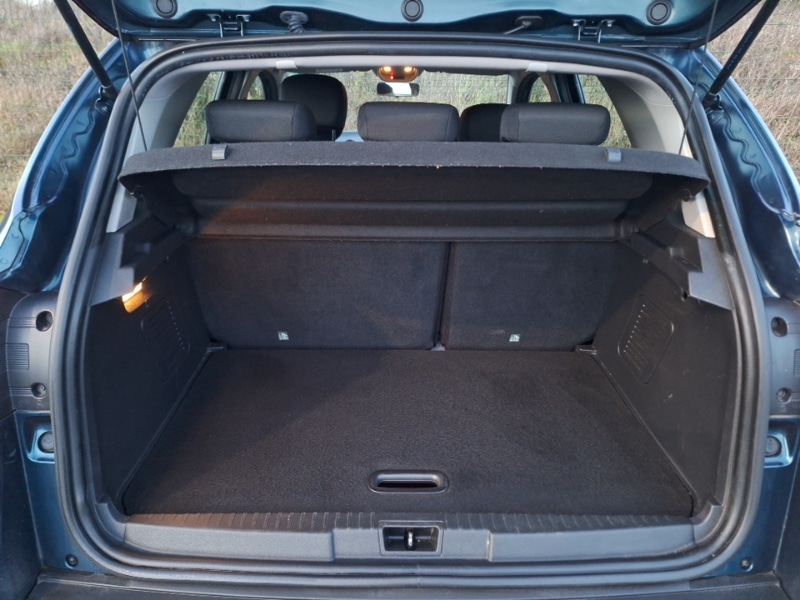 Used Renault Captur 2018 for sale - 76897774: Photo 8