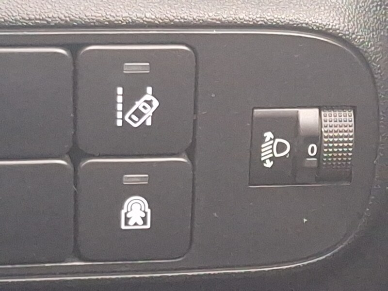 Used Citroen C3 2018 for sale - 76492942: Photo 17